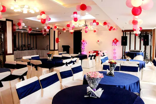 Hotel Swan,Dhakoli,3 star