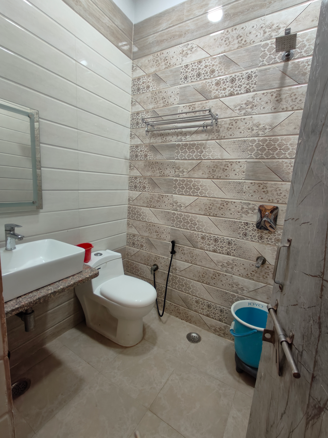 hotel sarwan