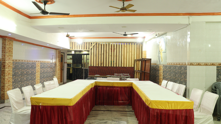 hotel sarwan