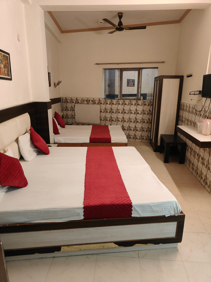 hotel sarwan