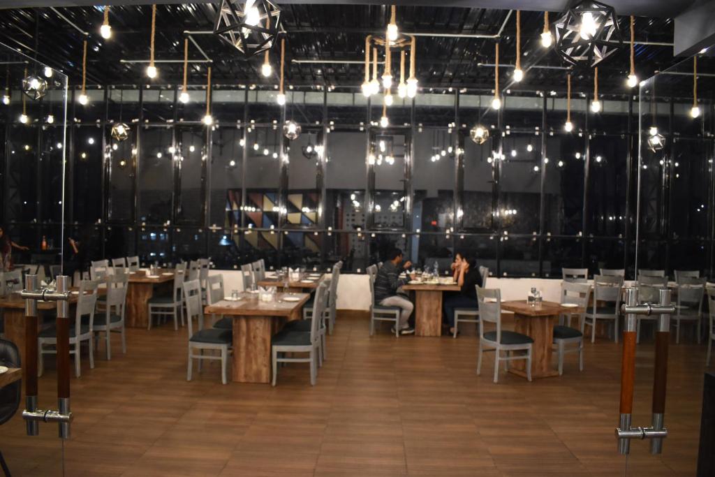 Hotel La Vista Sapphire,India>>Tinsukia,3 star
