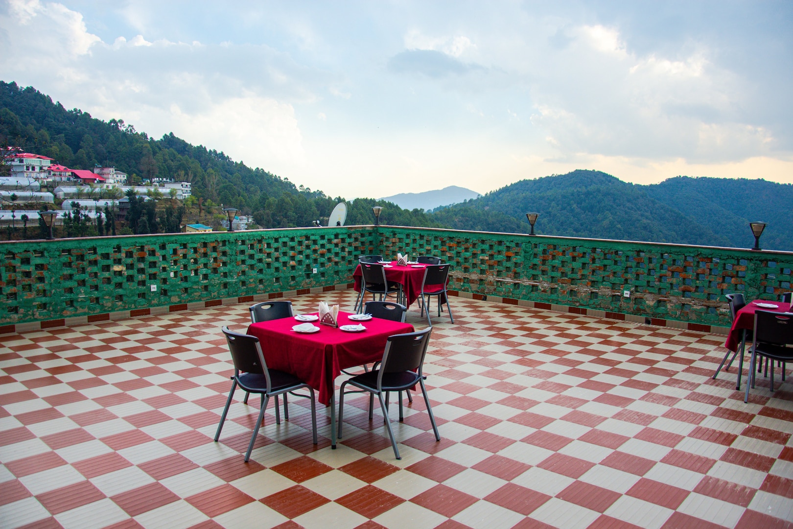 Hotel Grand Sunset,Chail,3 star