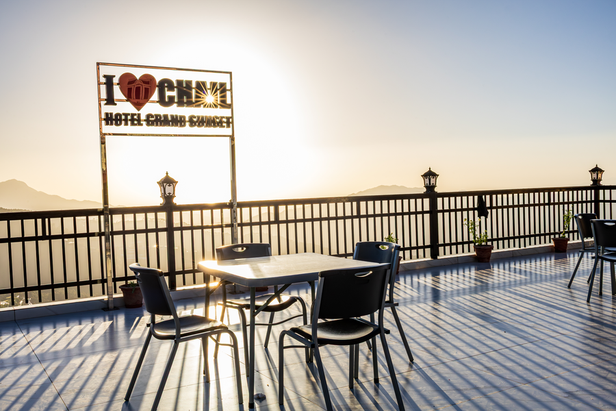 hotel grand sunset
