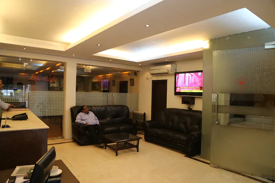 hotel shyama international