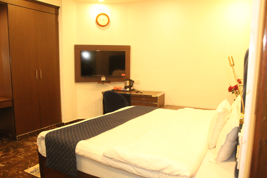 hotel shyama international