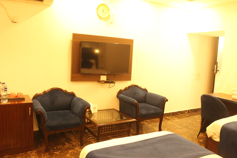 hotel shyama international