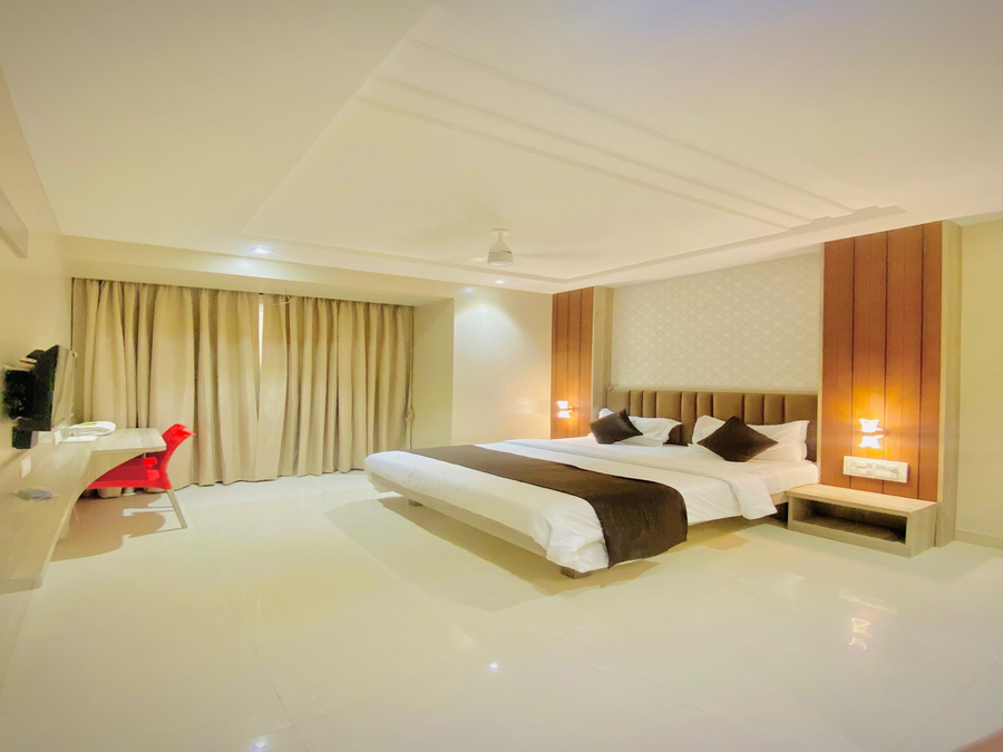 abhay palace lodging