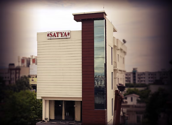Hotel Satya