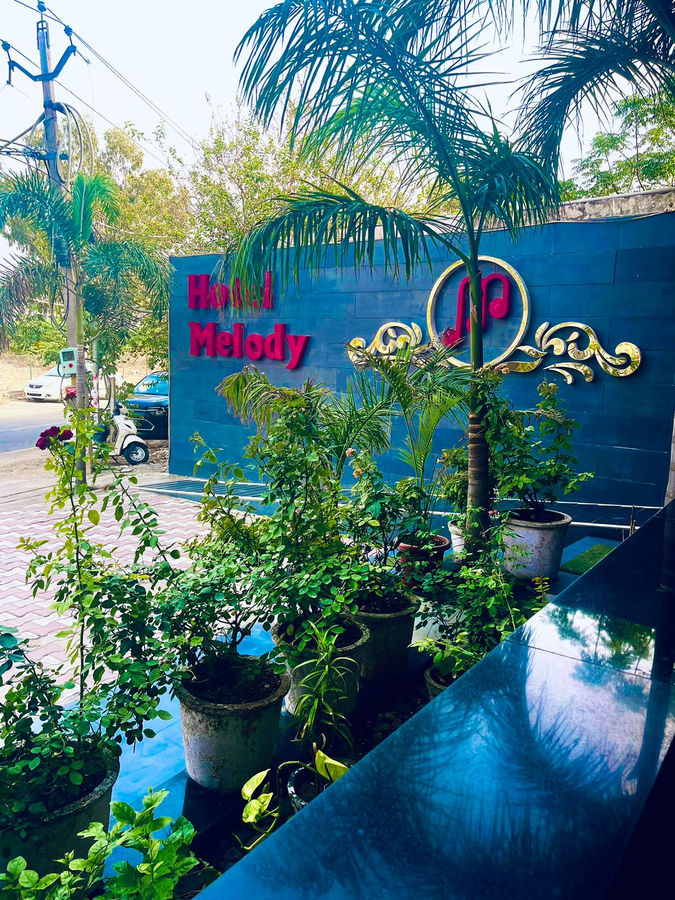 hotel melody
