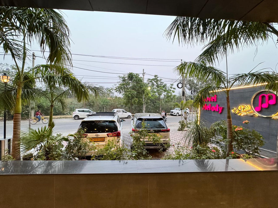 Hotel Melody,India>>Bathinda,3 star