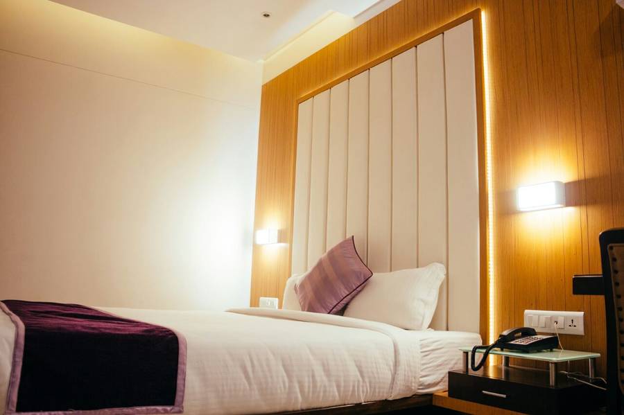 hotel royal shelter