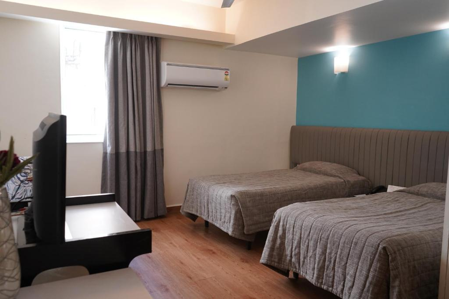 diplomat hotel