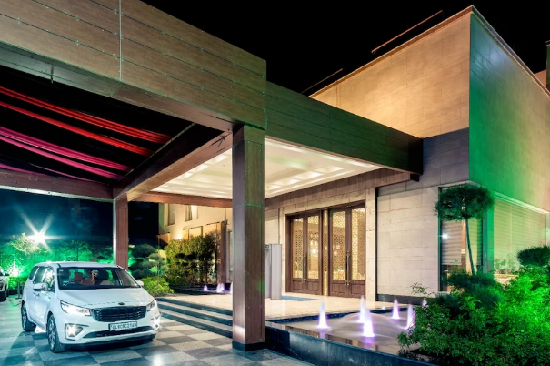 Palm Green Hotel And Resorts,North Delhi,3 star