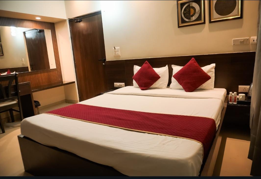 hotel shelter