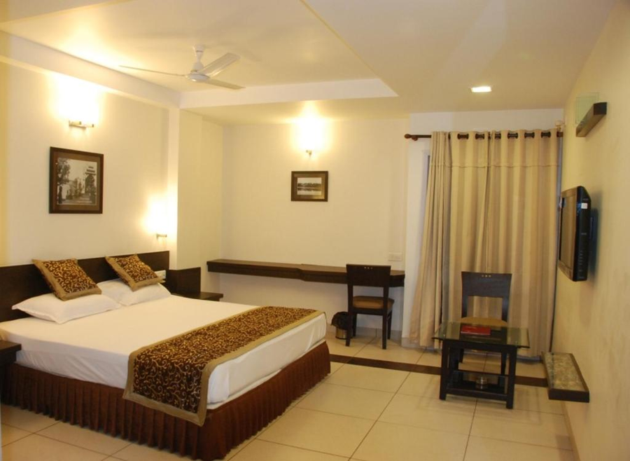 Grand Ashirwad Beacon,Habib Ganj, Bhopal,3 star