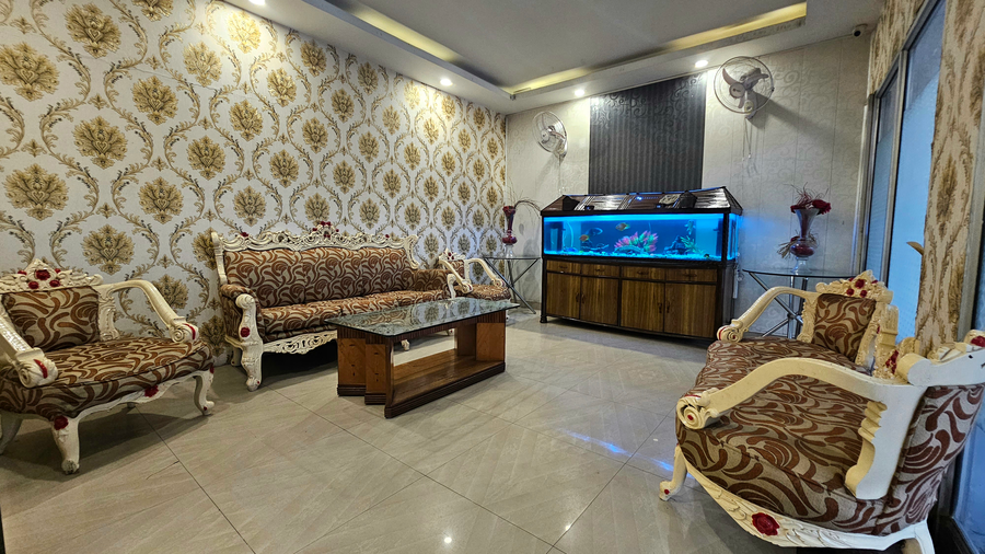 hotel h k continental