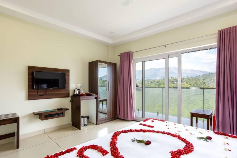 Lake Forest Resorts By Hawk Hospitality,Muthuvaankudi,3 star
