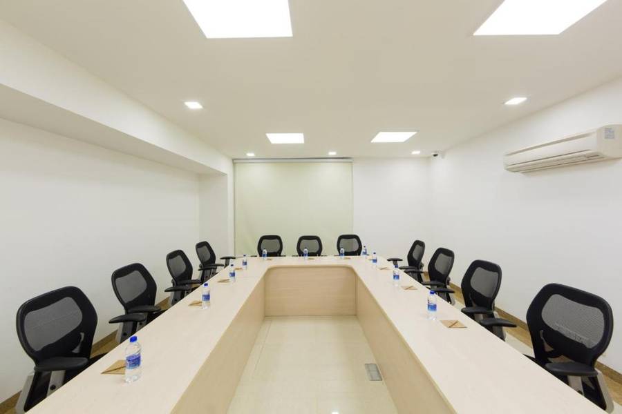 ginger noida city center