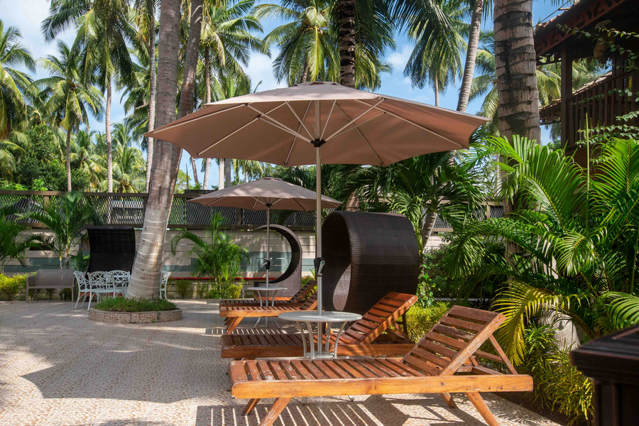 Coral Reef Resort And Spa,Vijay Nagar Beach,5 star