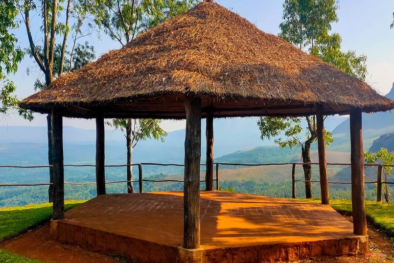 Niraamaya Private Residence Blue Mountain, Chikmagalur,Tarikere,4 star