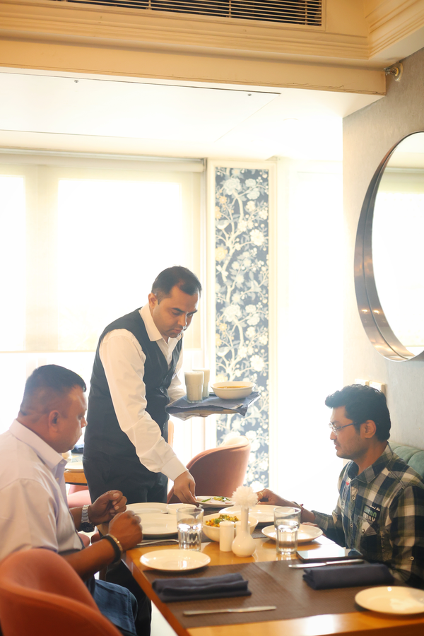 hotel saket 27