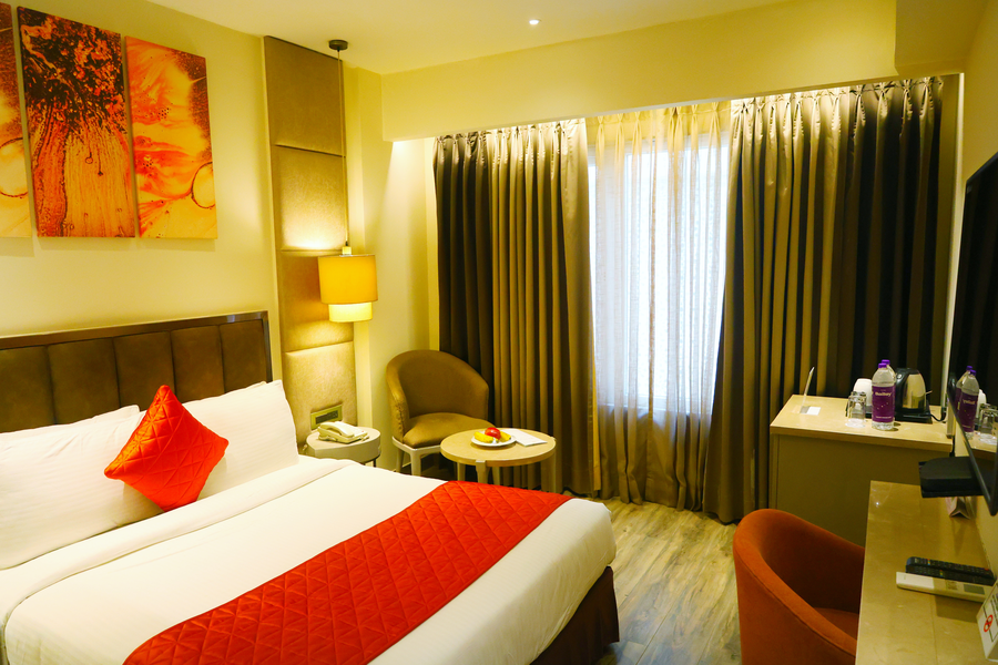 hotel saket 27