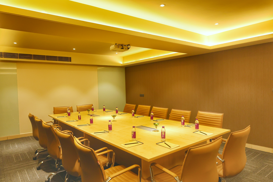 hotel saket 27