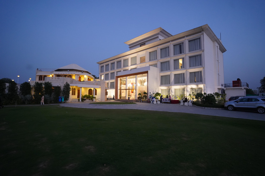 stardom resort