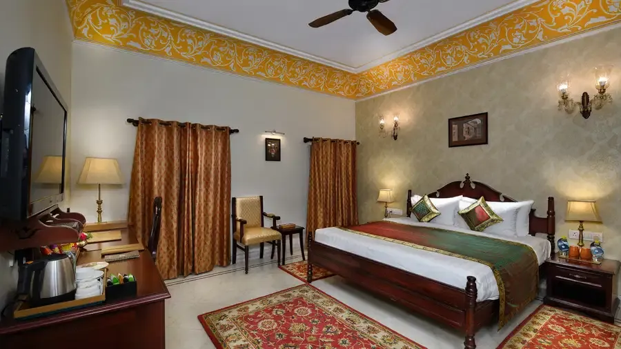 brijrama palace varanasi by the ganges