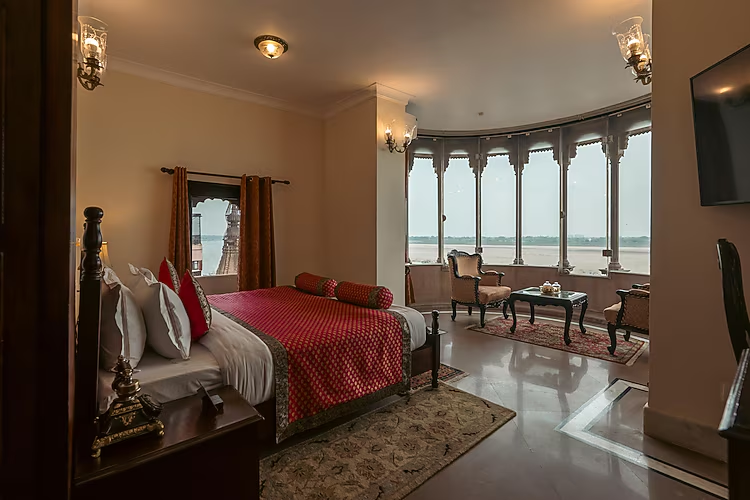 brijrama palace varanasi by the ganges