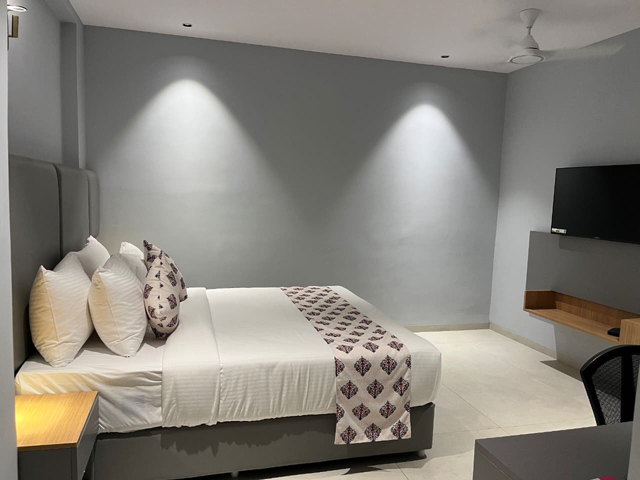 ramanashree california resort