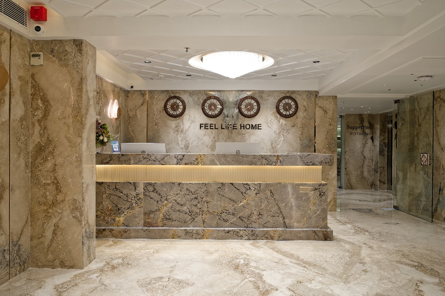 Hotel Golden Plaza,Near Nehru Bridge Ahmedabad,3 star