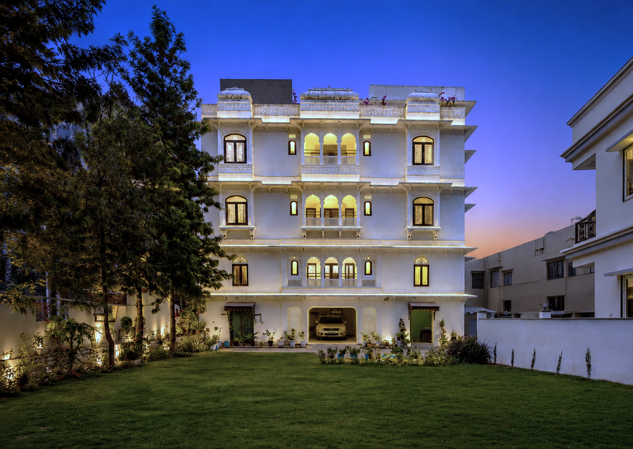 chandra vilas heritage stay