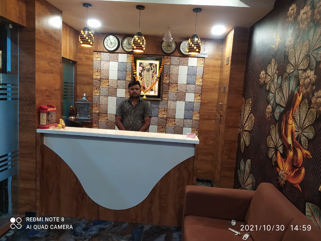 Hotel Red Rose,Nr Shitaram Super Market, Opp. Prakruti Resort, Chhani,2.5 star