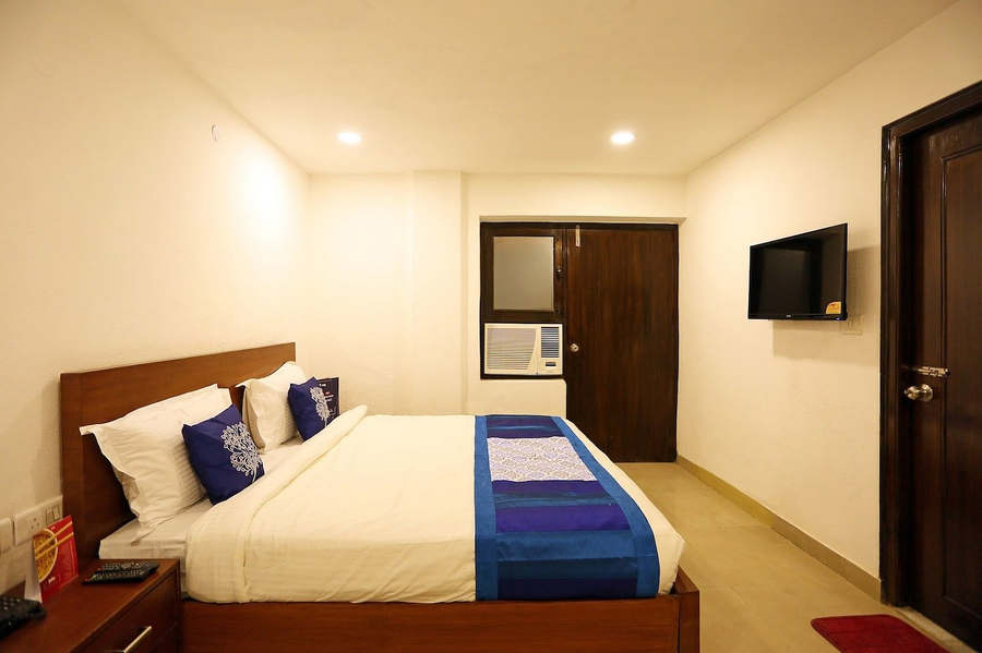 Hotel Ravin,New Igi Airport,3 star
