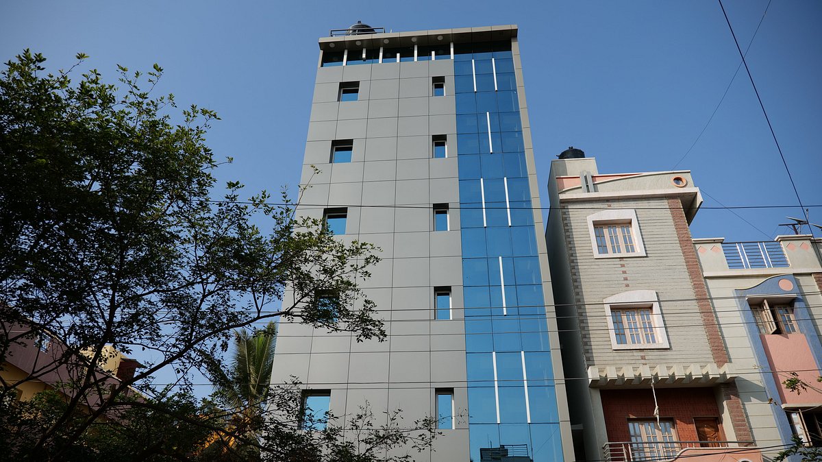 The Ventura Grand Hotel,T Dasarahalli,3 star
