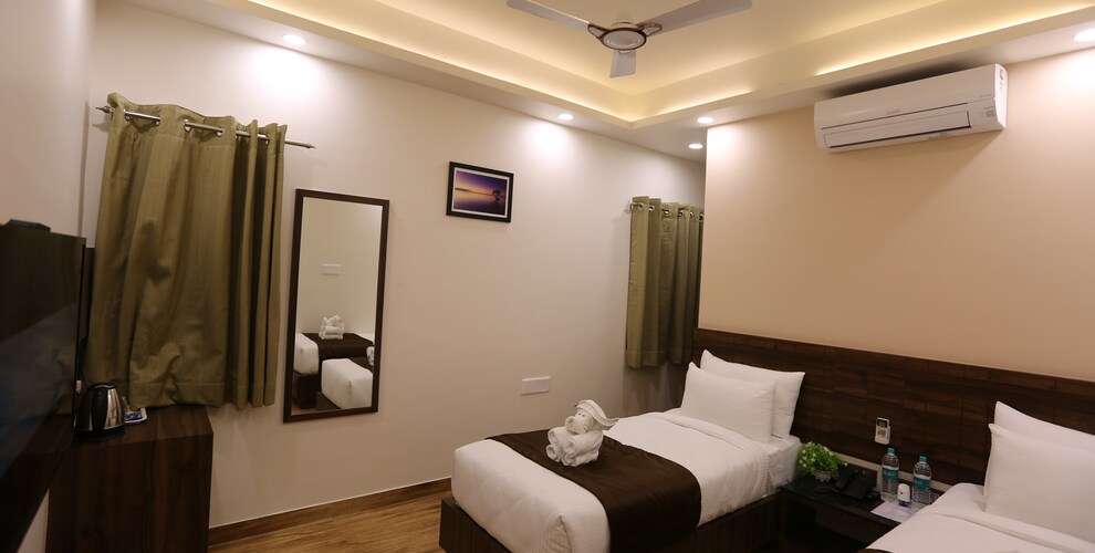 the ventura grand hotel