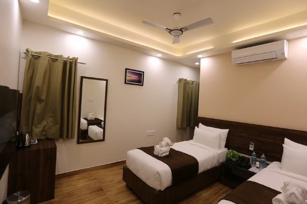 the ventura grand hotel