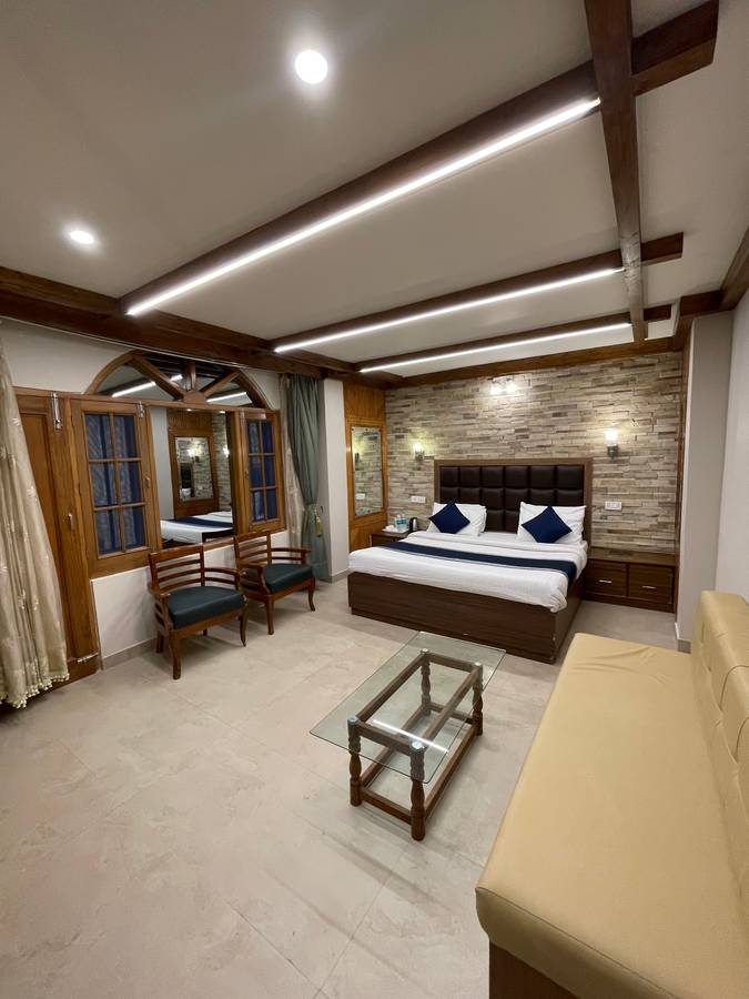 hotel himalayan escape