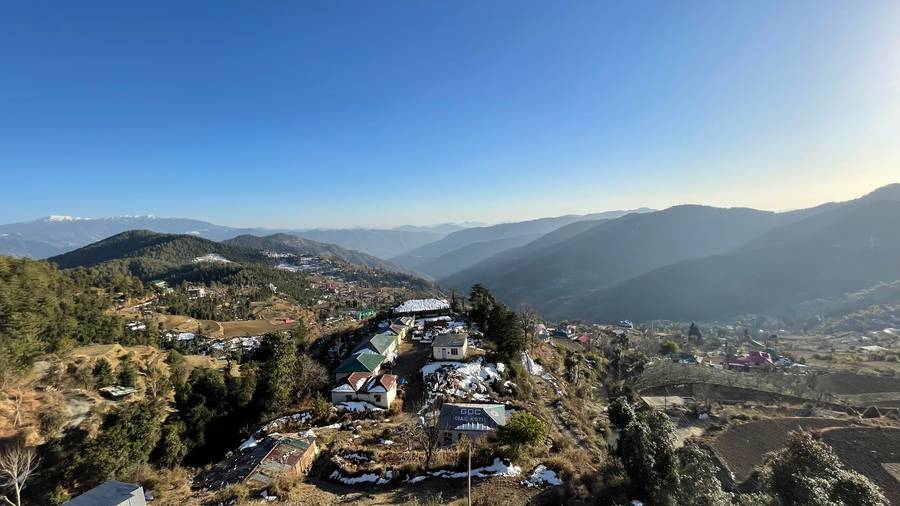 hotel himalayan escape