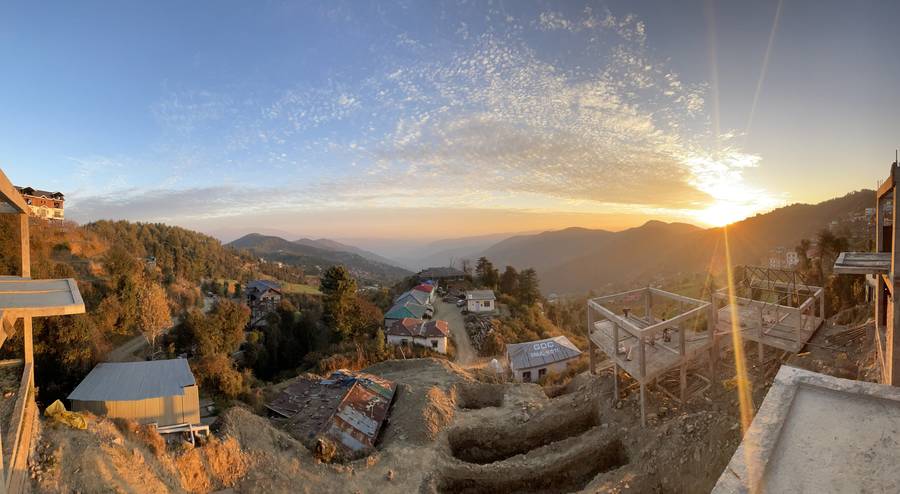 hotel himalayan escape