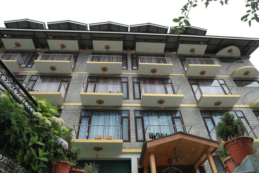 Himalayan Apple Zone Hotel,Shuru Road,3 star