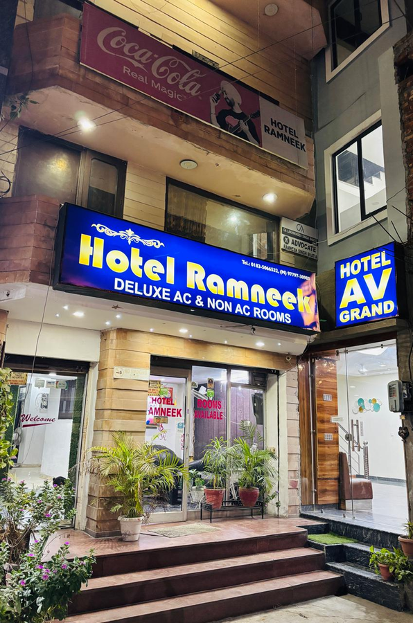 Hotel Ramneek,Amritsar,2 star