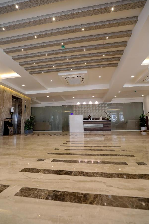 hotel foxglove international