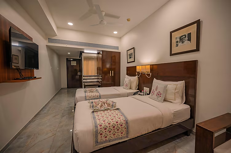 ginger vadodara alkapuri