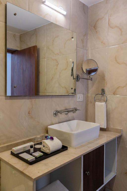 country inn tarika riverside resort