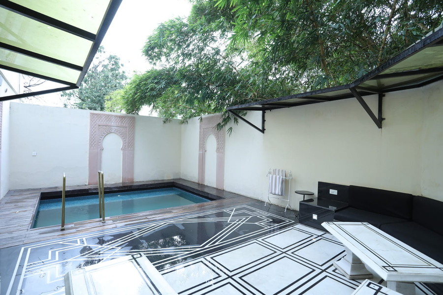 the royal retreat resort and spa