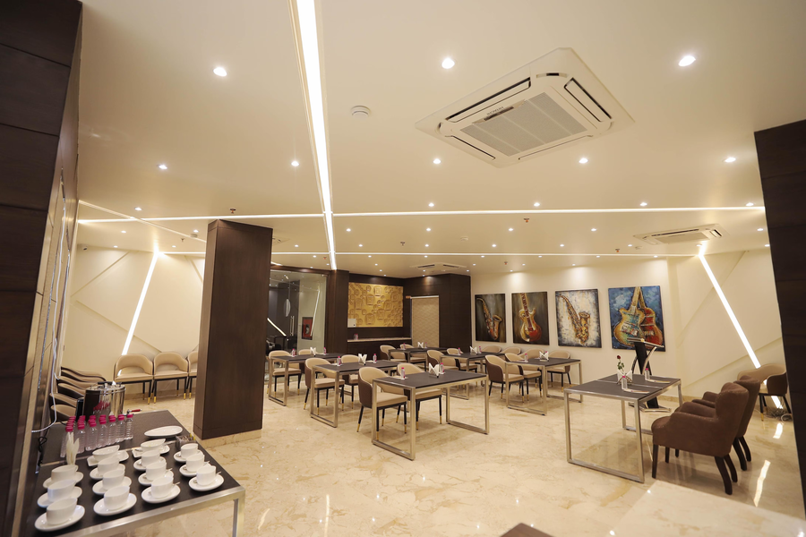 aura a boutique hotel