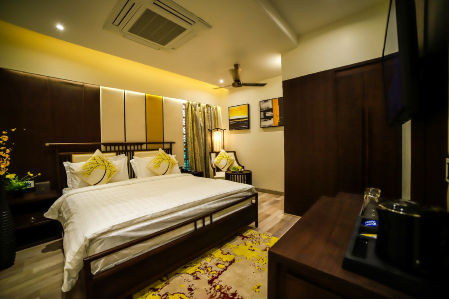 aura a boutique hotel