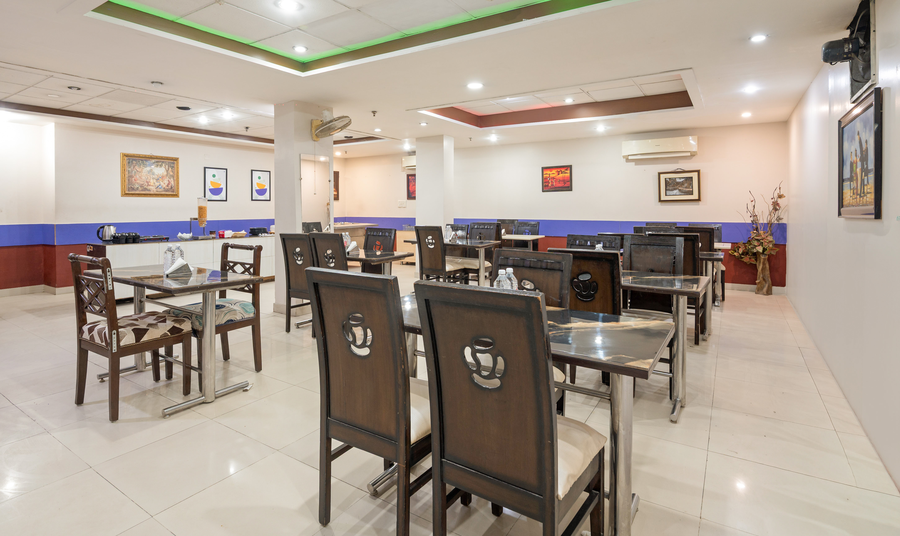 treebo paras international